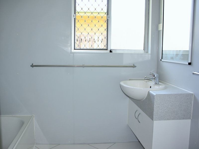 37 Frances Street, Mooroobool QLD 4870