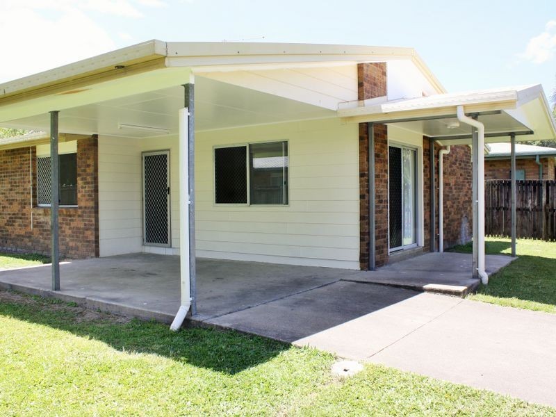 37 Frances Street, Mooroobool QLD 4870