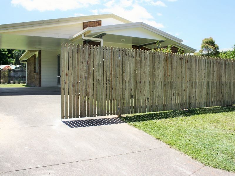 37 Frances Street, Mooroobool QLD 4870