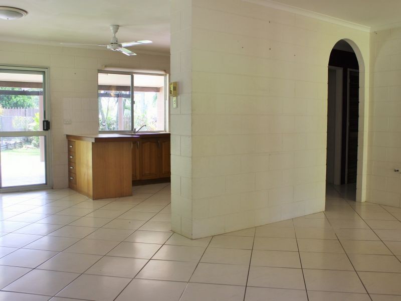 6 Alpha Close, Bayview Heights QLD 4868