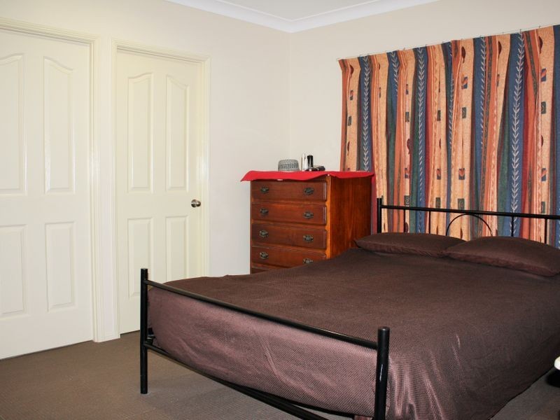 7 Beck Close, Bentley Park QLD 4869