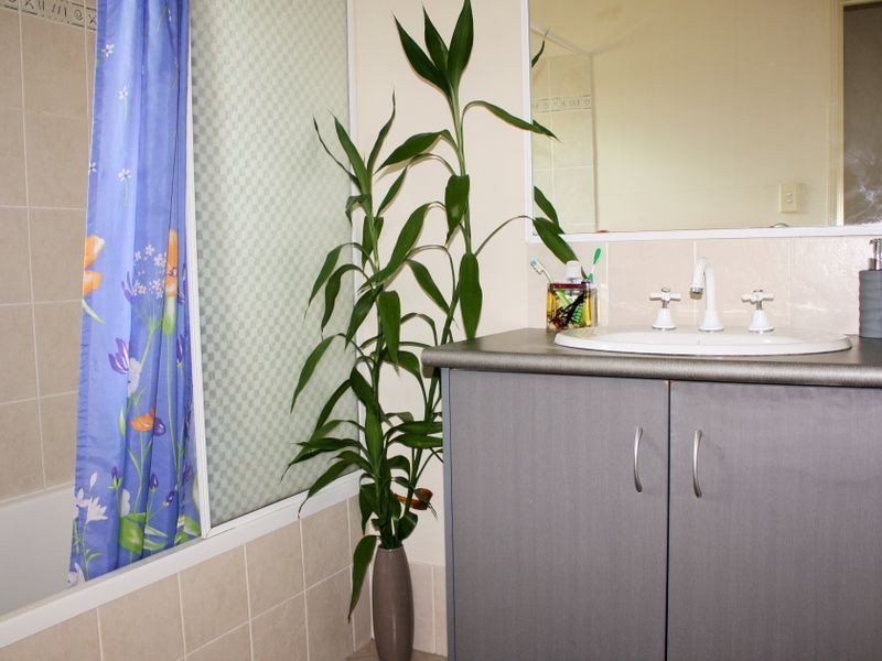 7 Beck Close, Bentley Park QLD 4869
