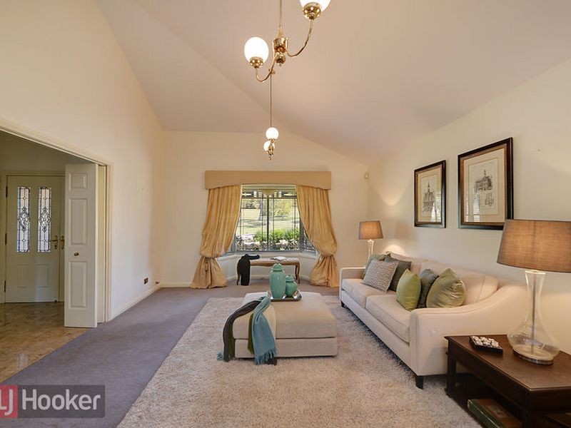 71 Mackillop Drive, Baulkham Hills NSW 2153