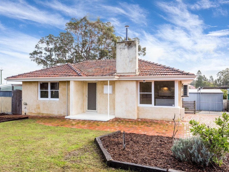 4 Dion Place, Coolbellup WA 6163