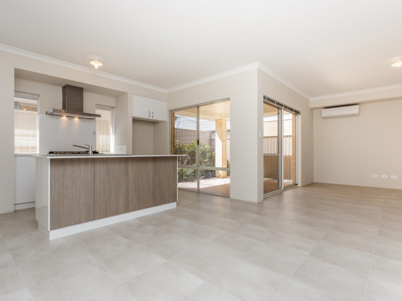 3 Recess Parkway, Coolbellup WA 6163