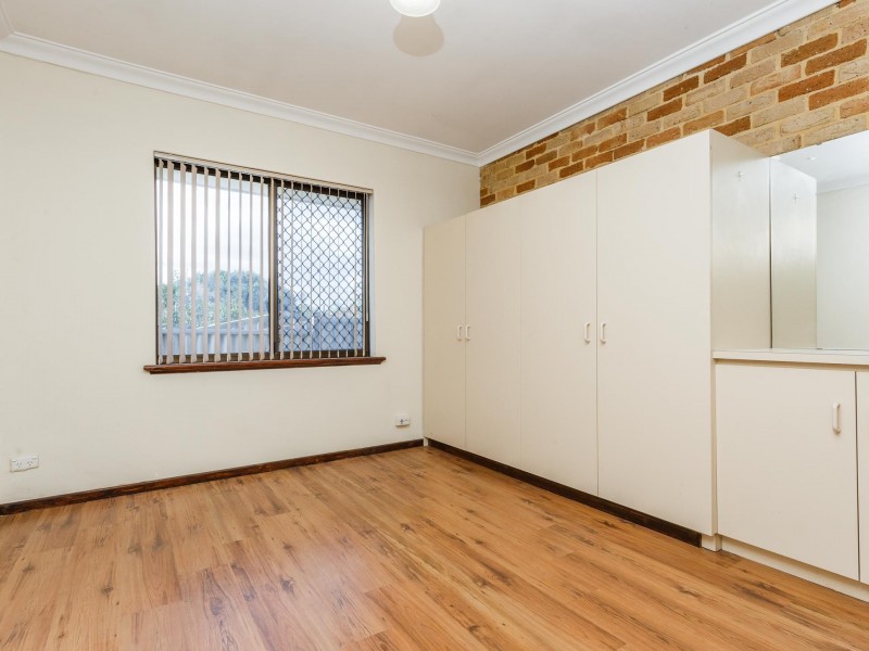 59A Spring Road, Thornlie WA 6108