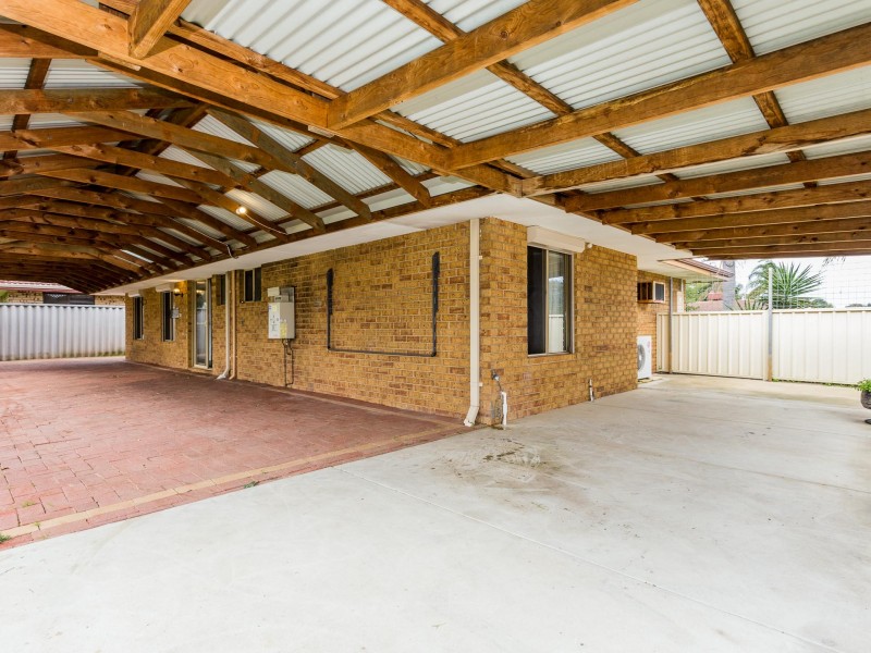 2 Bell Court, Armadale WA 6112