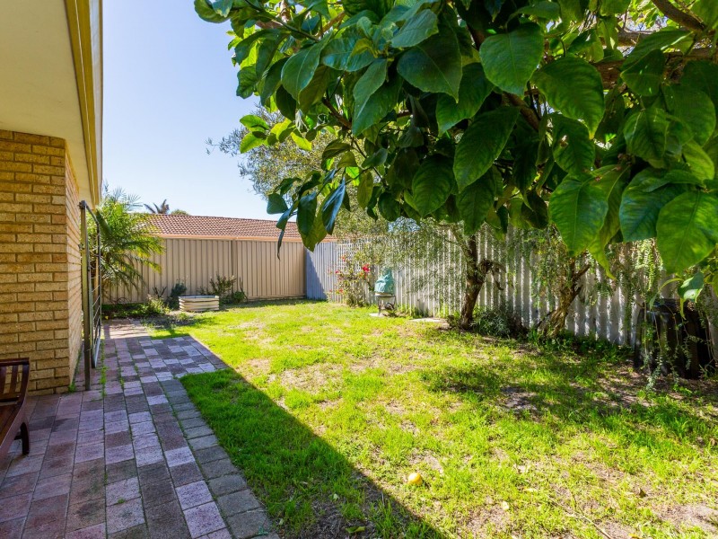 14/9-11 Mallard Way, Cannington WA 6107