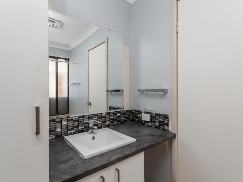 71 Malvolio Road, Coolbellup WA 6163