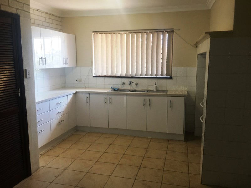 59 Spring Road, Thornlie WA 6108