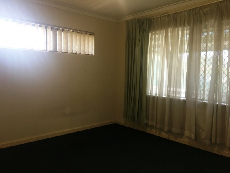 59 Spring Road, Thornlie WA 6108