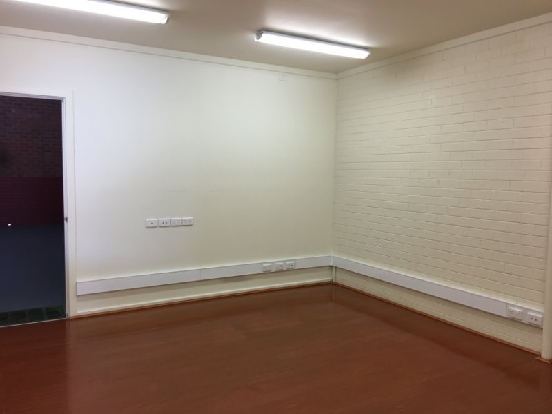 4/20 Peel Road, O’connor WA 6163