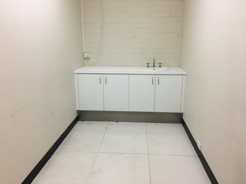 8/17 South Street, Kardinya WA 6163