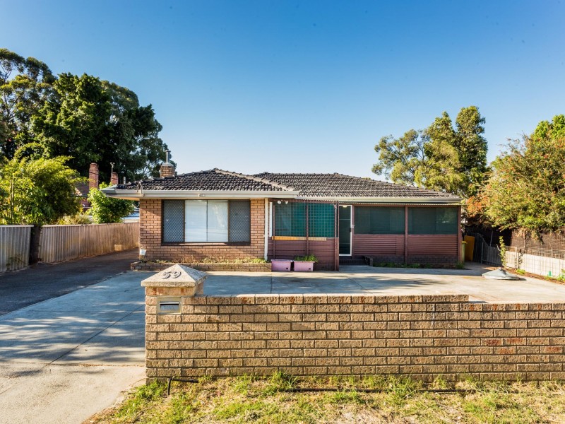 59 Spring Road, Thornlie WA 6108