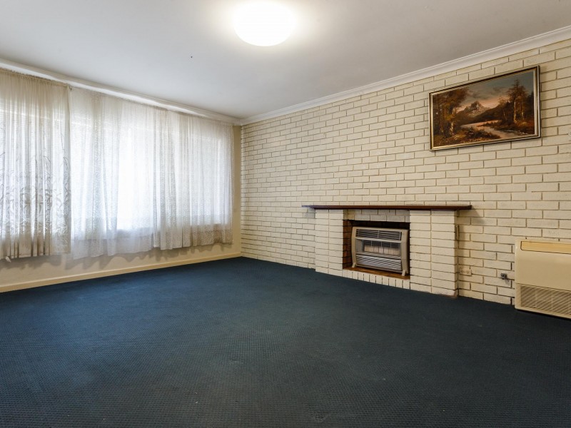 59 Spring Road, Thornlie WA 6108