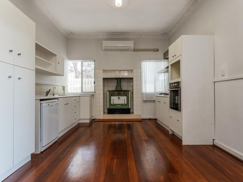 187 Healy Road, Hamilton Hill WA 6163