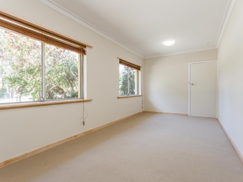 4 Brown Street, Byford WA 6122