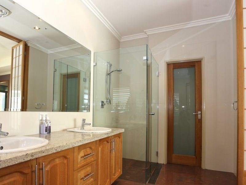 10 Mosaic Street West, Shelley WA 6148