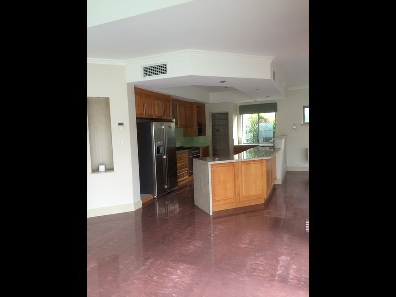 10 Mosaic Street West, Shelley WA 6148