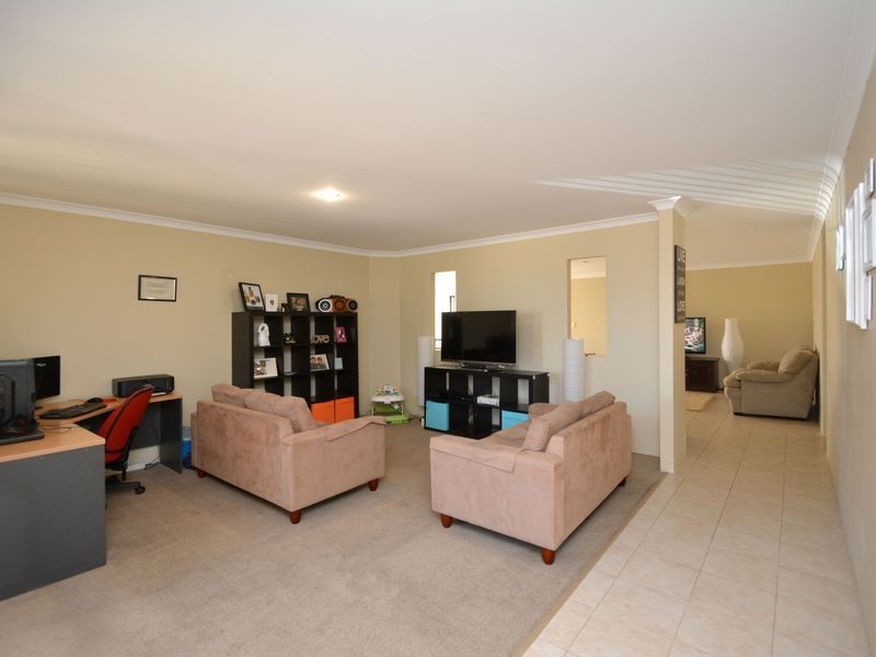 14 Aparri Way, Port Kennedy WA 6172