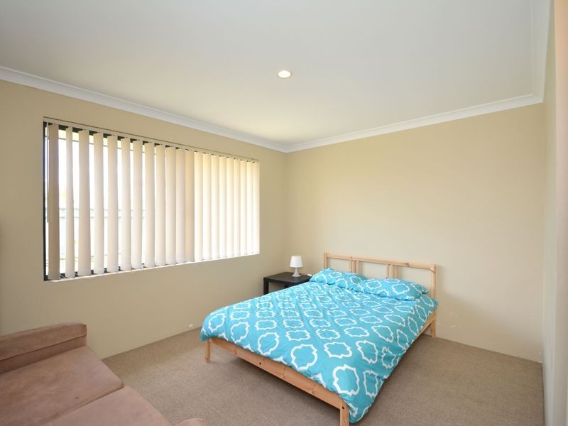 14 Aparri Way, Port Kennedy WA 6172