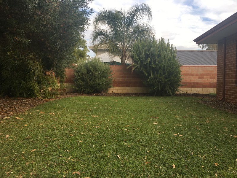 5A Harlow Place, Calista WA 6167