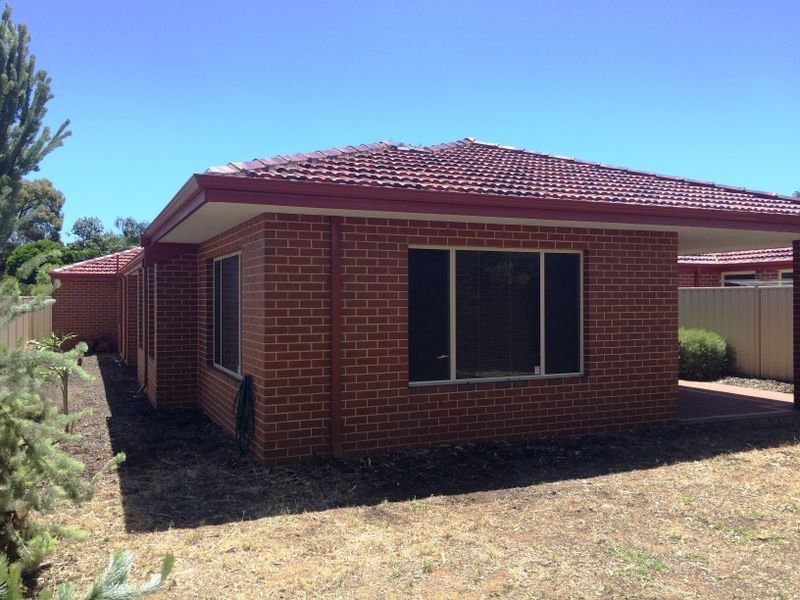 5A Harlow Place, Calista WA 6167
