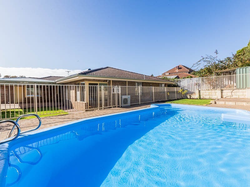 13 Monaco Avenue, North Lake WA 6163