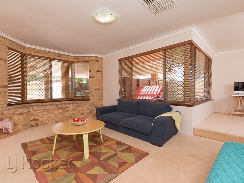 10 Monaco Ave, North Lake WA 6163