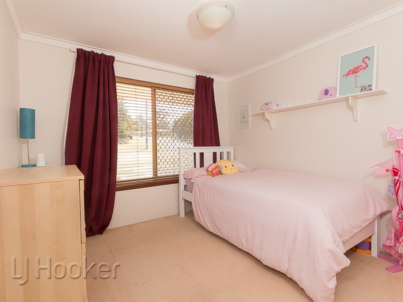 10 Monaco Ave, North Lake WA 6163