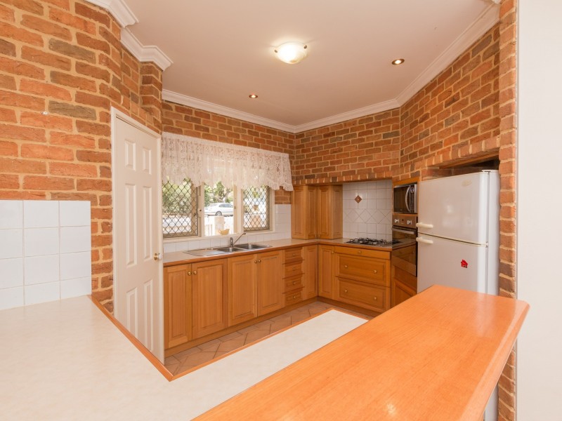 11 Onslow Street, Fremantle WA 6160