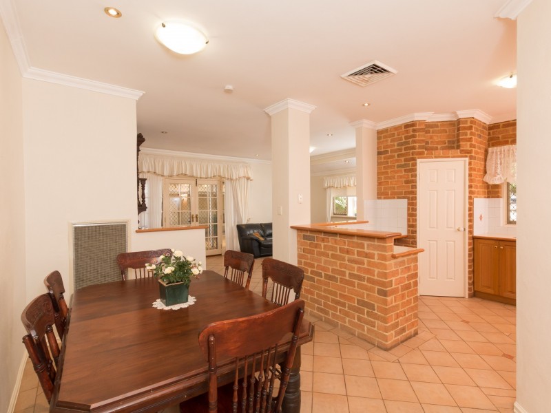 11 Onslow Street, Fremantle WA 6160