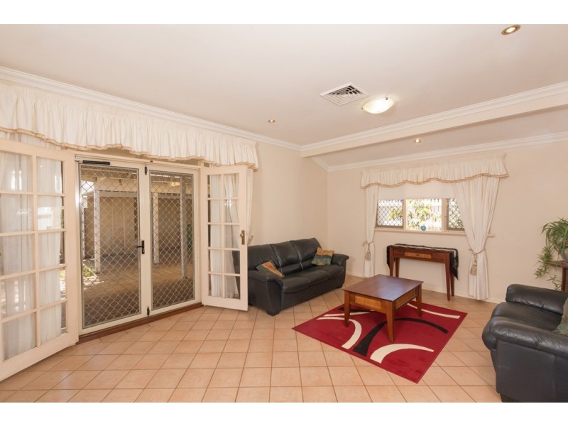11 Onslow Street, Fremantle WA 6160