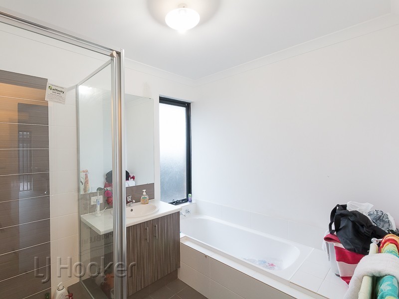 82 Daybreak Loop, Wellard WA 6170