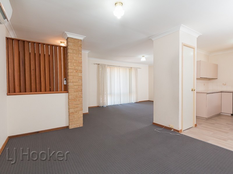 8/9-11 Mallard Way, Cannington WA 6107