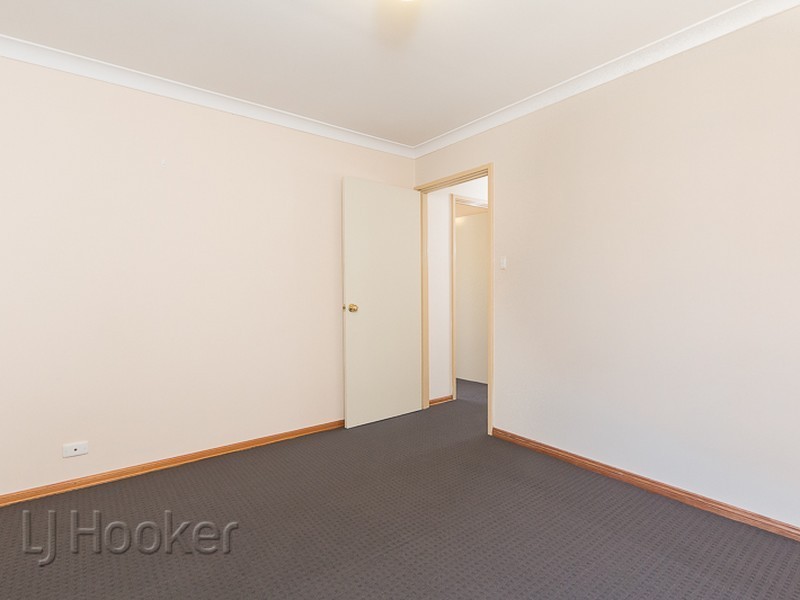 8/9-11 Mallard Way, Cannington WA 6107