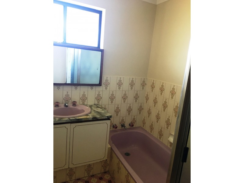 18B Smith Street, Beaconsfield WA 6162