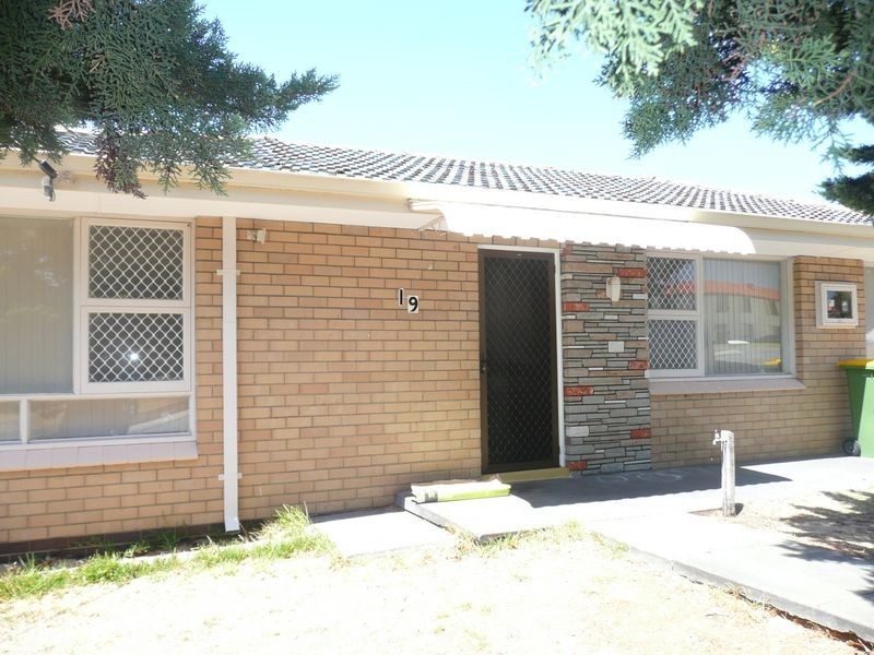 19 Ives Street, Hamilton Hill WA 6163