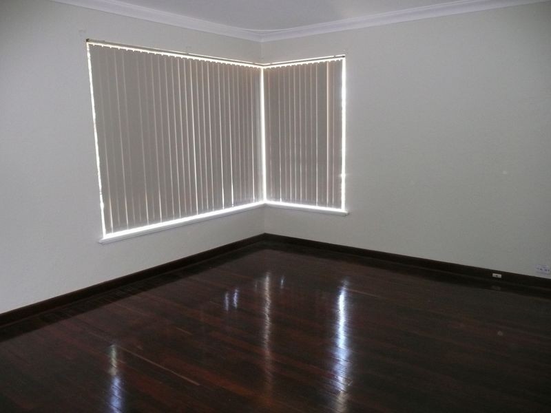 19 Ives Street, Hamilton Hill WA 6163