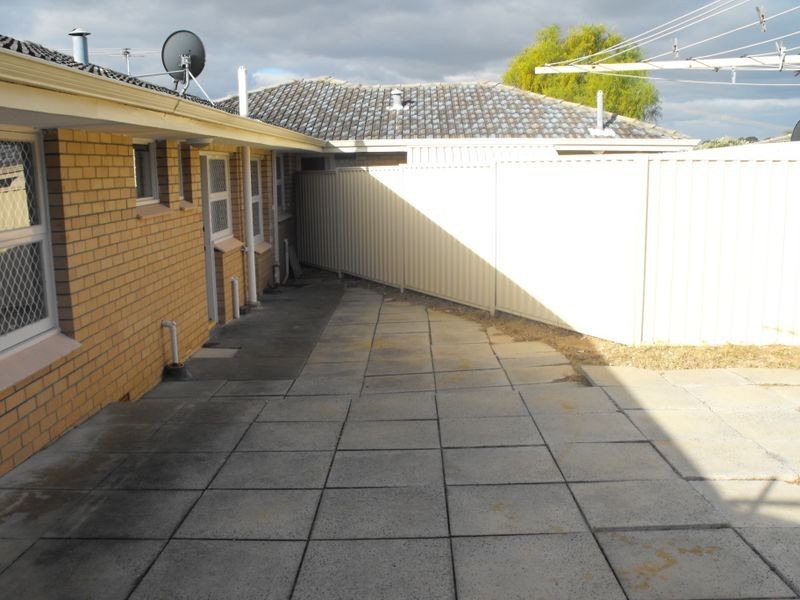 19 Ives Street, Hamilton Hill WA 6163