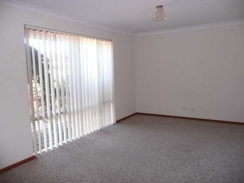 8/9-11 Mallard Way, Cannington WA 6107