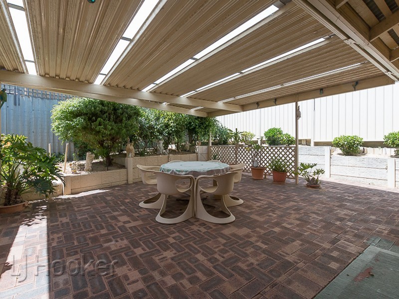 Unit 1/1 Camberwell Road, Balga WA 6061