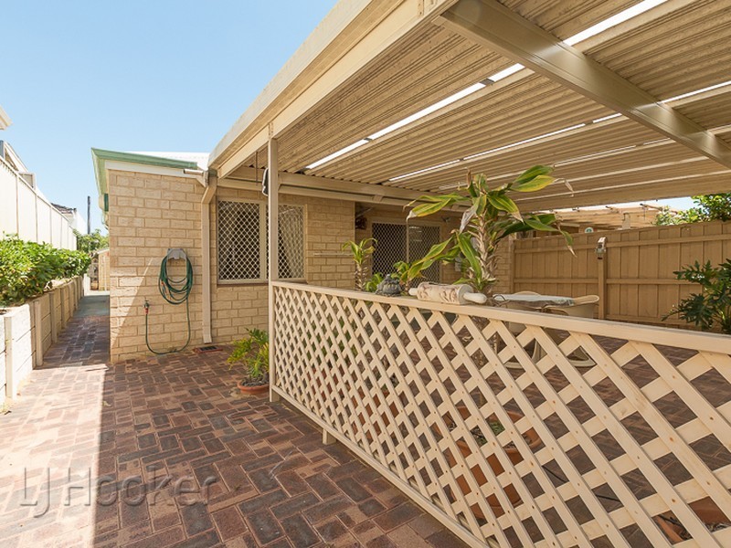 Unit 1/1 Camberwell Road, Balga WA 6061