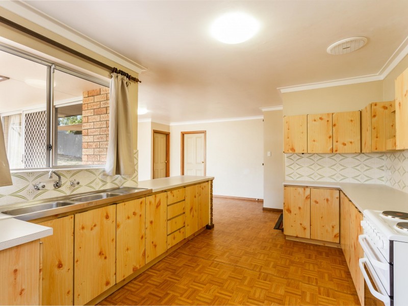 96 Phoenix Road, Hamilton Hill WA 6163