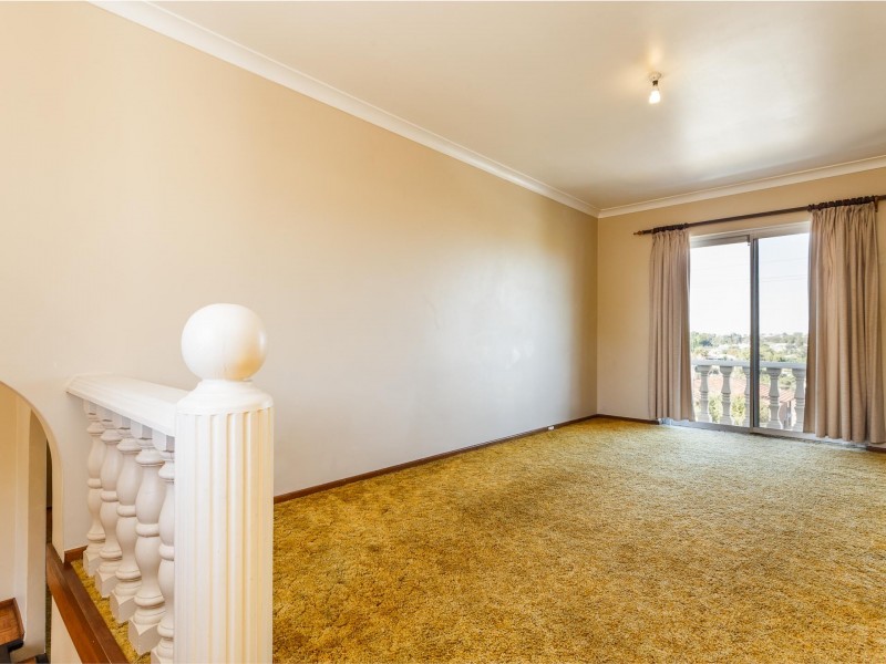 96 Phoenix Road, Hamilton Hill WA 6163