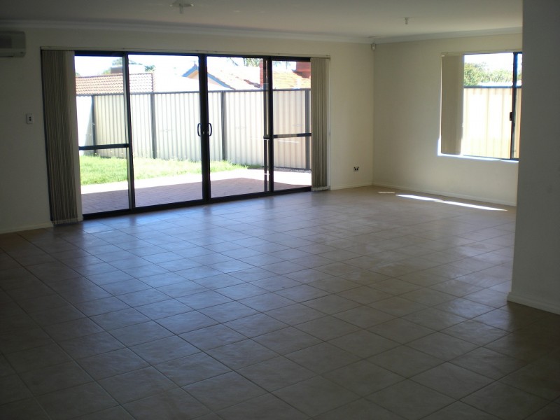 Unit 2/48 Frederick Road, Hamilton Hill WA 6163