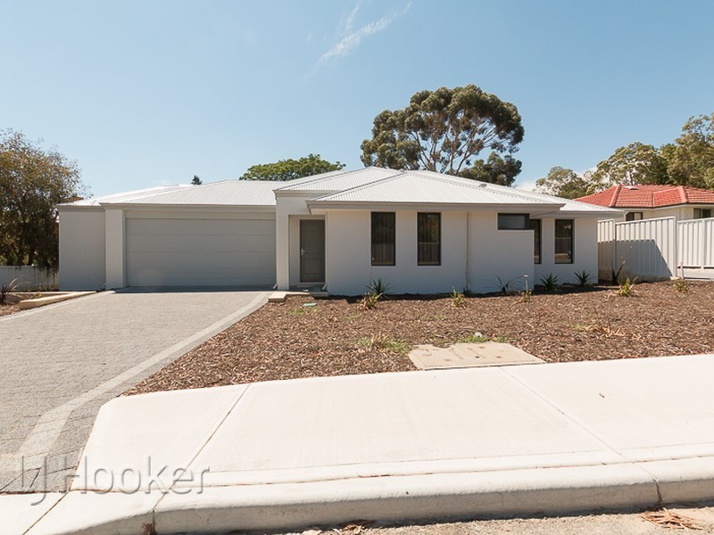 8 Halstead, Hamilton Hill WA 6163