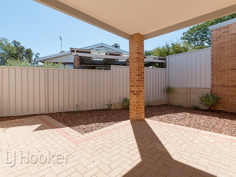 8 Halstead, Hamilton Hill WA 6163