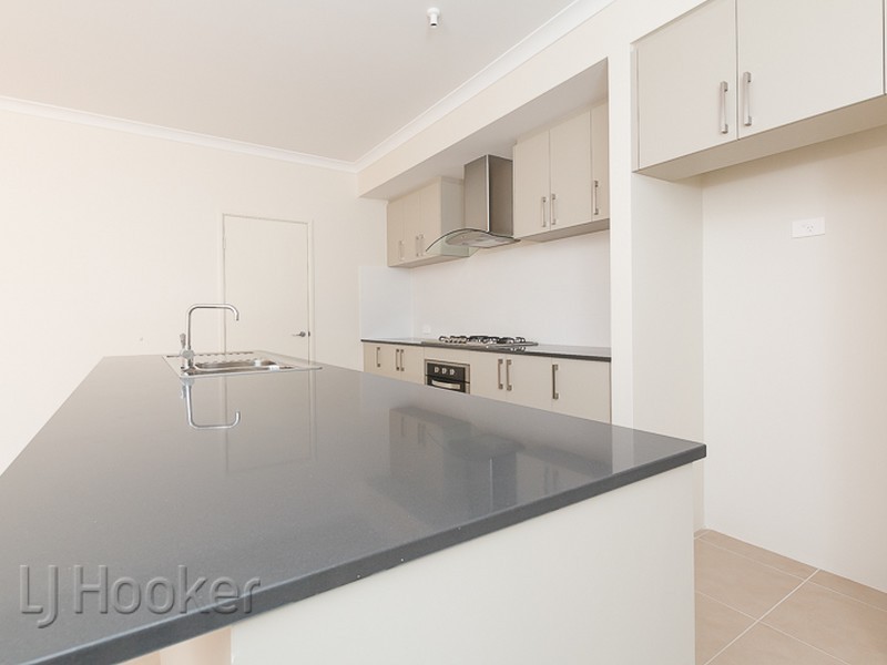 8 Halstead, Hamilton Hill WA 6163
