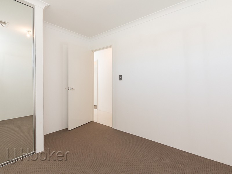 14 Rotsee Place, Champion Lakes WA 6111
